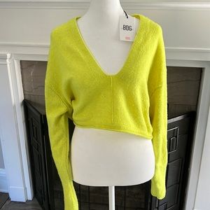 New with tags Urban Outfitters sweater size XS